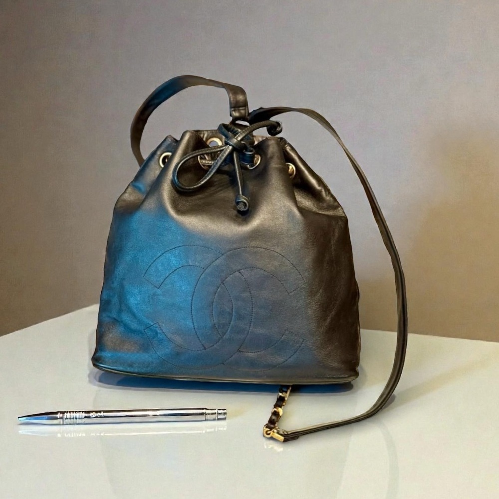 CHANEL Black Leather Backpack - Picture 2 of 9